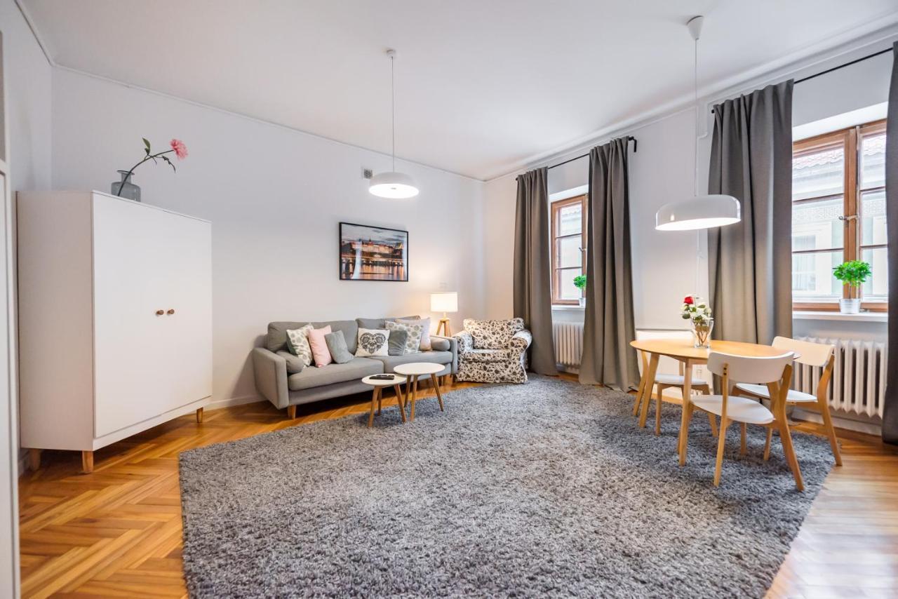 Old Town Market Place Apartament *
